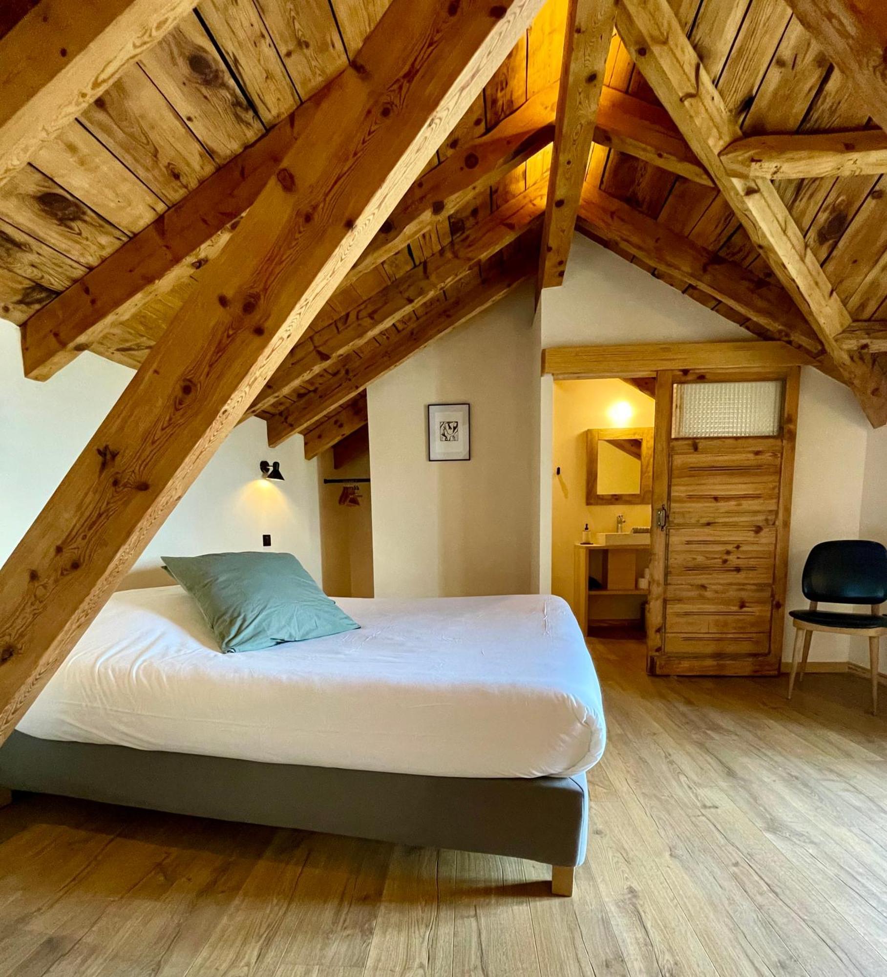 Domaine Agricole Cotze / Casa Rural Enveitg Екстер'єр фото
